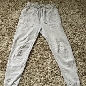 Grey Harlow sweatpants size s